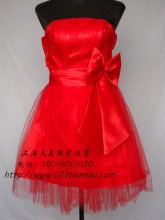 红色大蝴蝶短款礼服